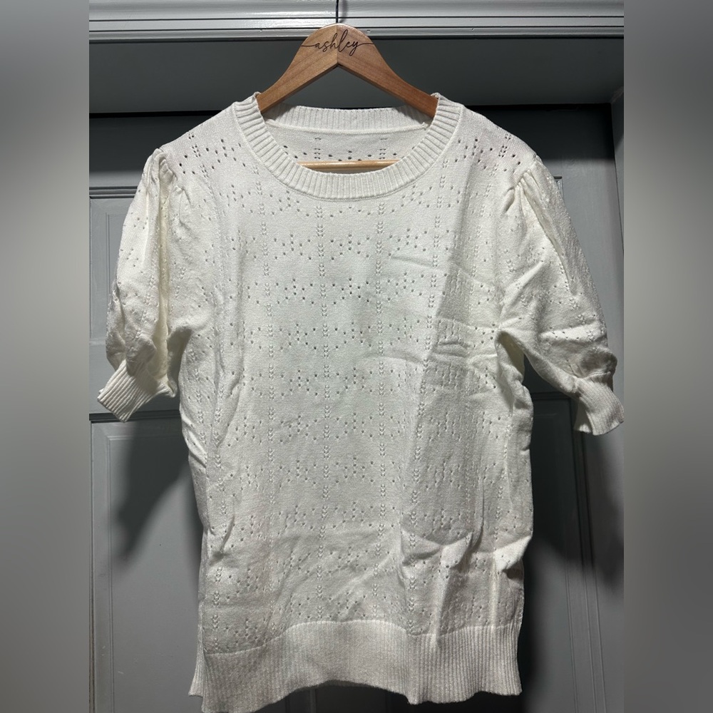 Amazon Women's White Crew Neck Sweater